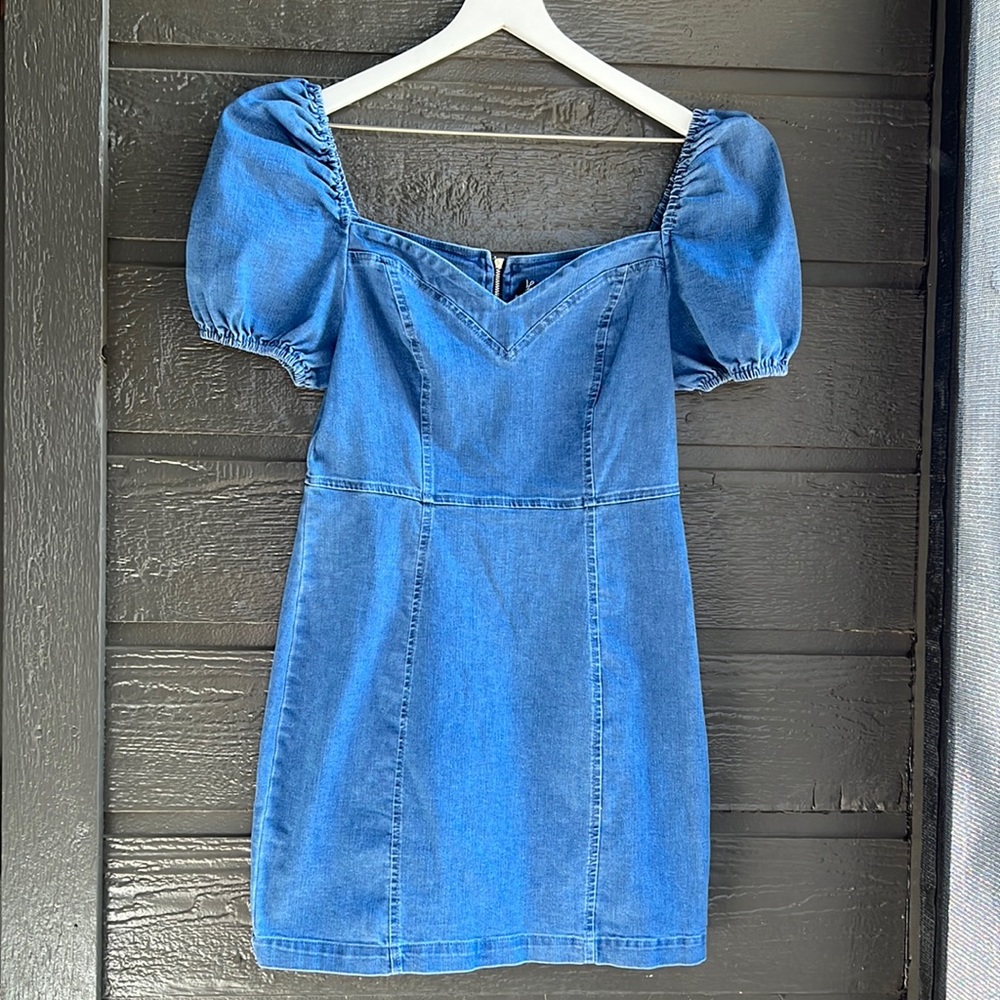 WINDSOR Puff sleeve blue Jean dress